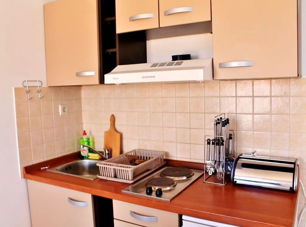 Apartments Gubo باغ 0*,  كرواتيا